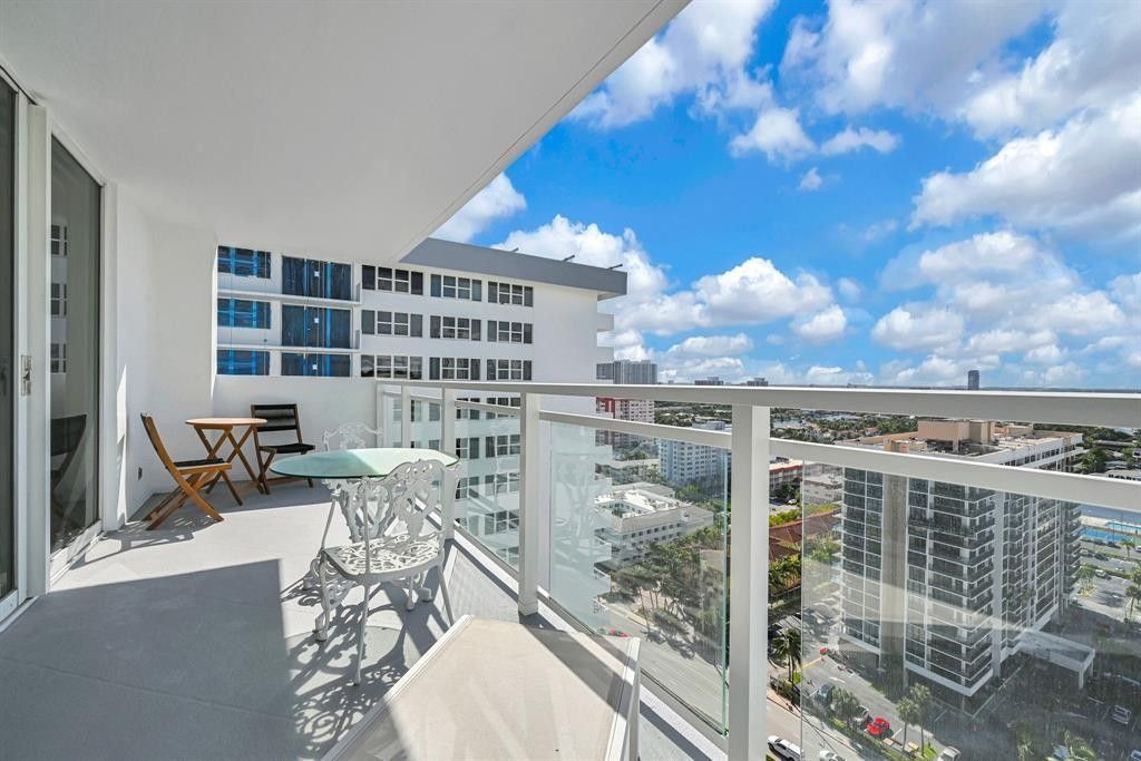 2030 S Ocean Drive, Unit 2027, Hallandale Beach, FL 33009 Photo
