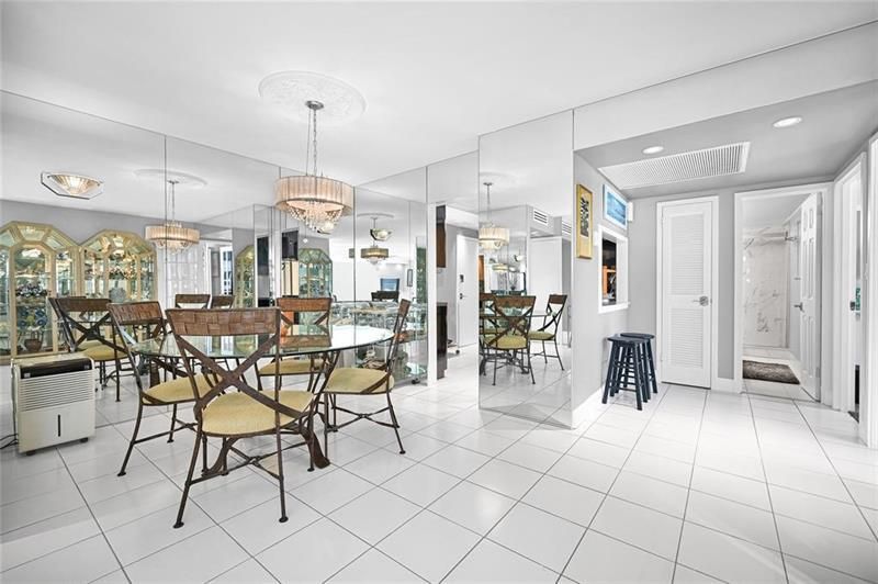 2030 S Ocean Drive, Unit 2027, Hallandale Beach, FL 33009 Photo