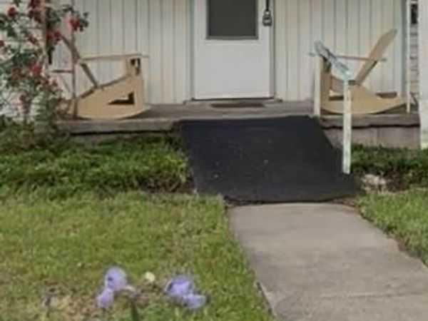 407 N Lane Street, Decatur, TX 76234