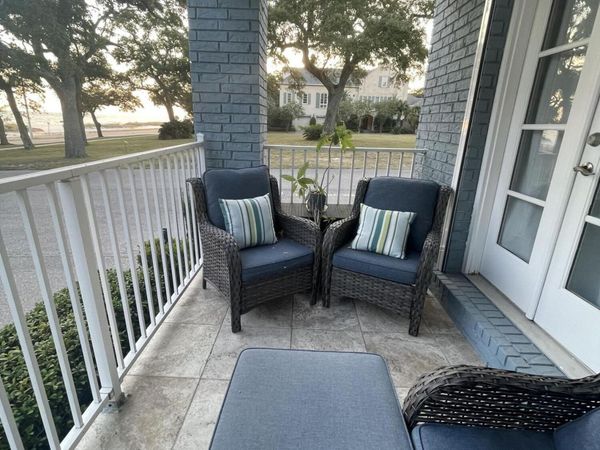 1282 W Beach Boulevard, Biloxi, MS 39530