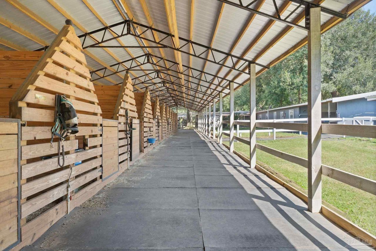 1911 Mathison Rd Cantonment, FL 32533