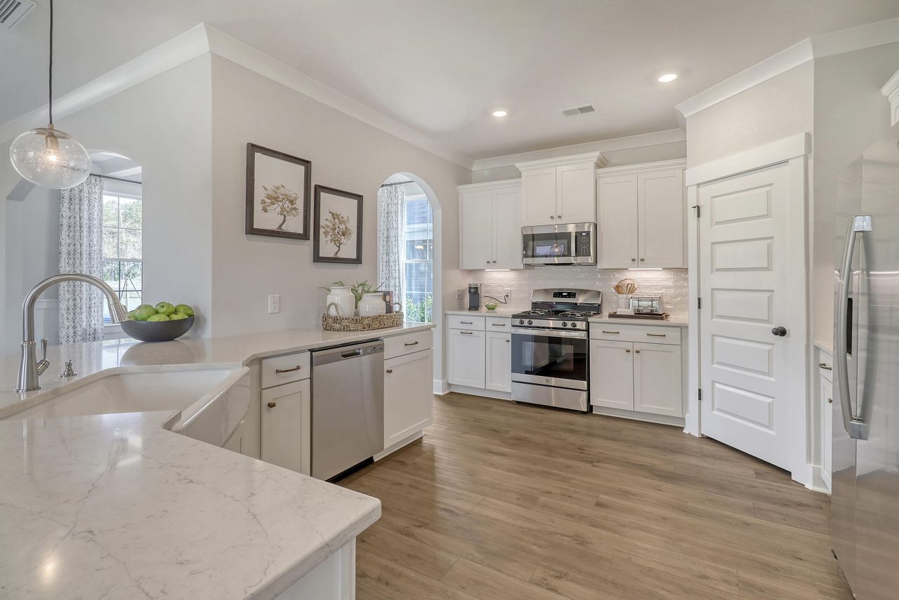 157 Casein Street Photo 16