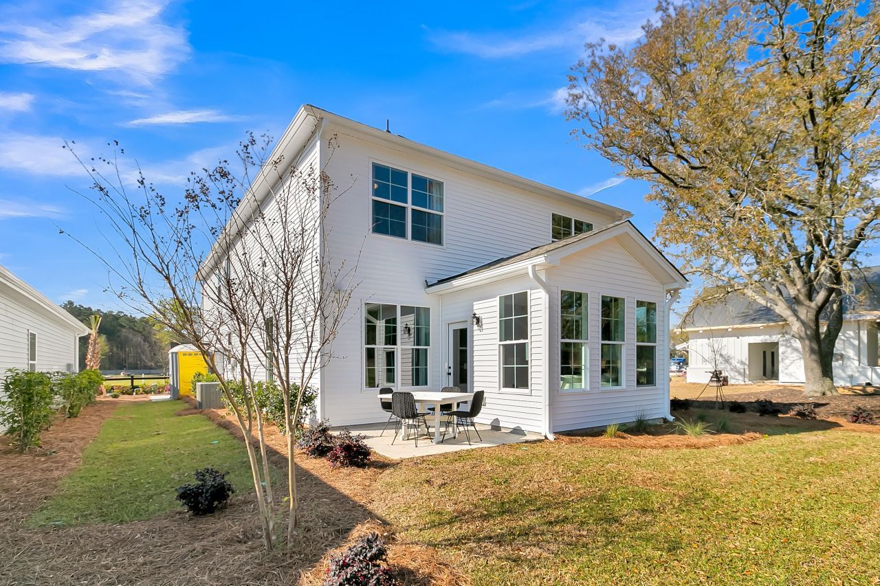 157 Casein Street Photo 45