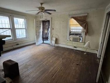 3900 Colonial Avenue, Dallas, TX 75215