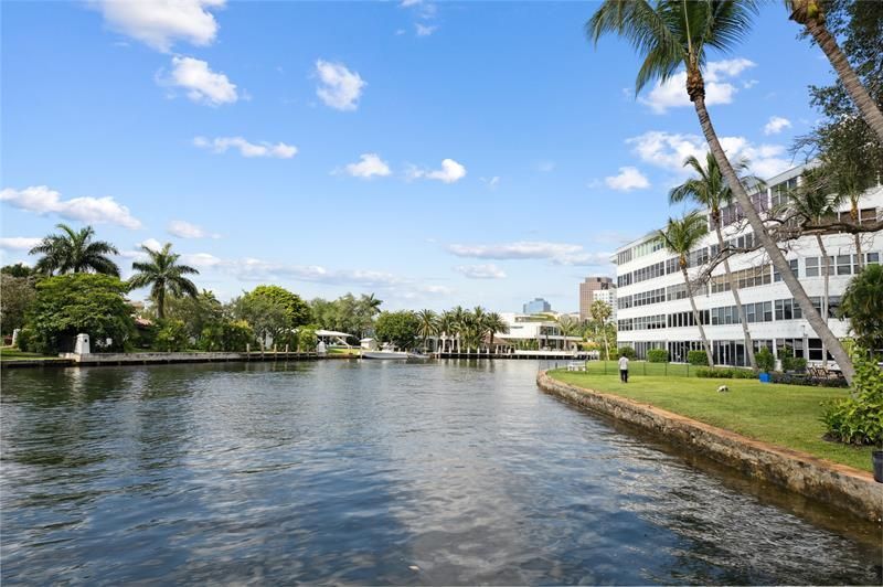 818 SE 4th Street, Unit 201, Fort Lauderdale, FL 33301 Photo