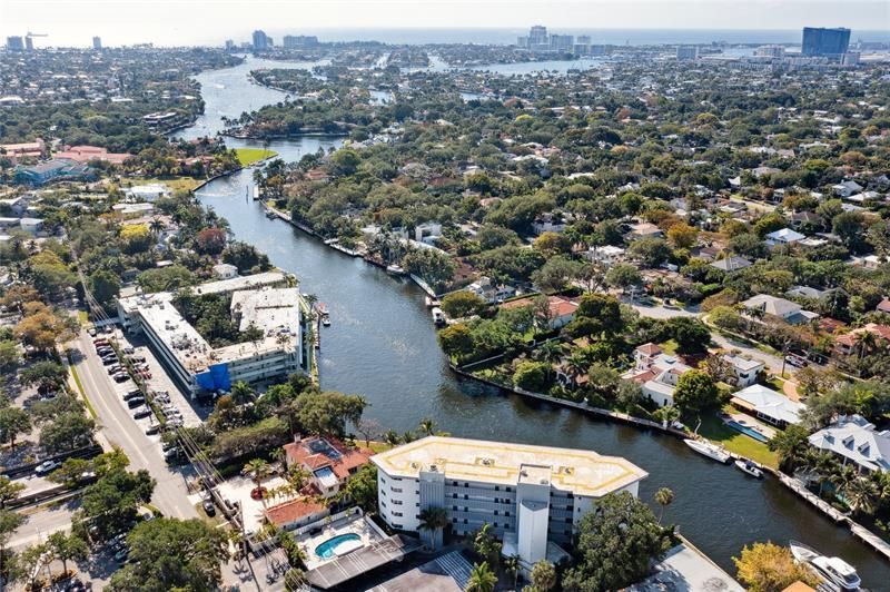 818 SE 4th Street, Unit 201, Fort Lauderdale, FL 33301 Photo