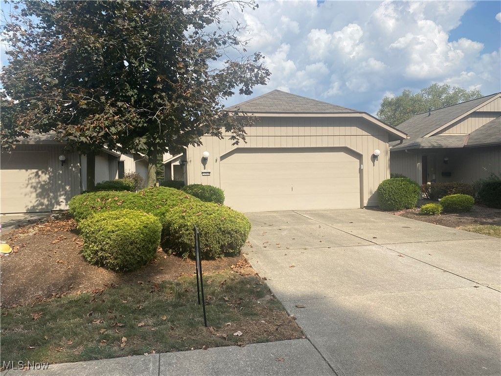 12539 Olympus Way, Strongsville, OH 44149 Main Photo