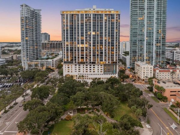 1 BEACH DRIVE SE, Unit 2206, ST PETERSBURG, FL 33701