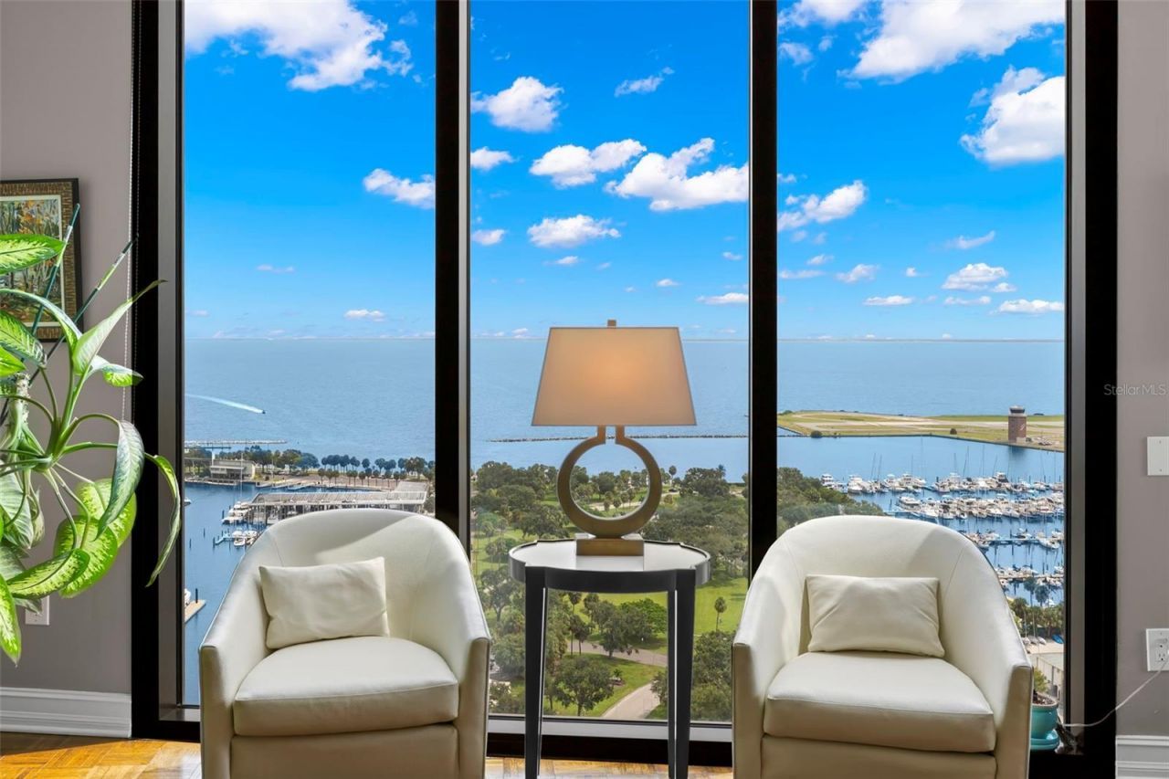 1 Beach Drive Se, Unit 2206, Saint Petersburg, FL 33701 Photo
