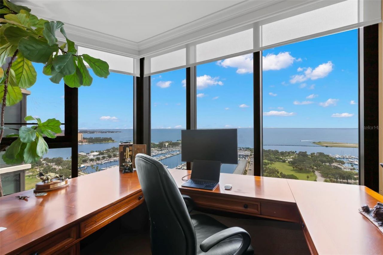 1 Beach Drive Se, Unit 2206, Saint Petersburg, FL 33701 Photo