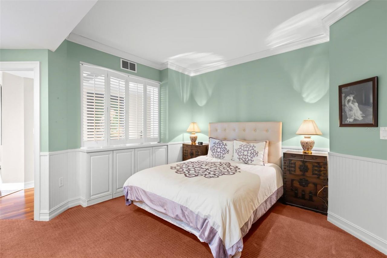 1 Beach Drive Se, Unit 2206, Saint Petersburg, FL 33701 Photo