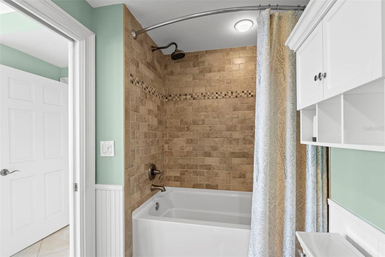 1 Beach Drive Se, Unit 2206, Saint Petersburg, FL 33701 Photo