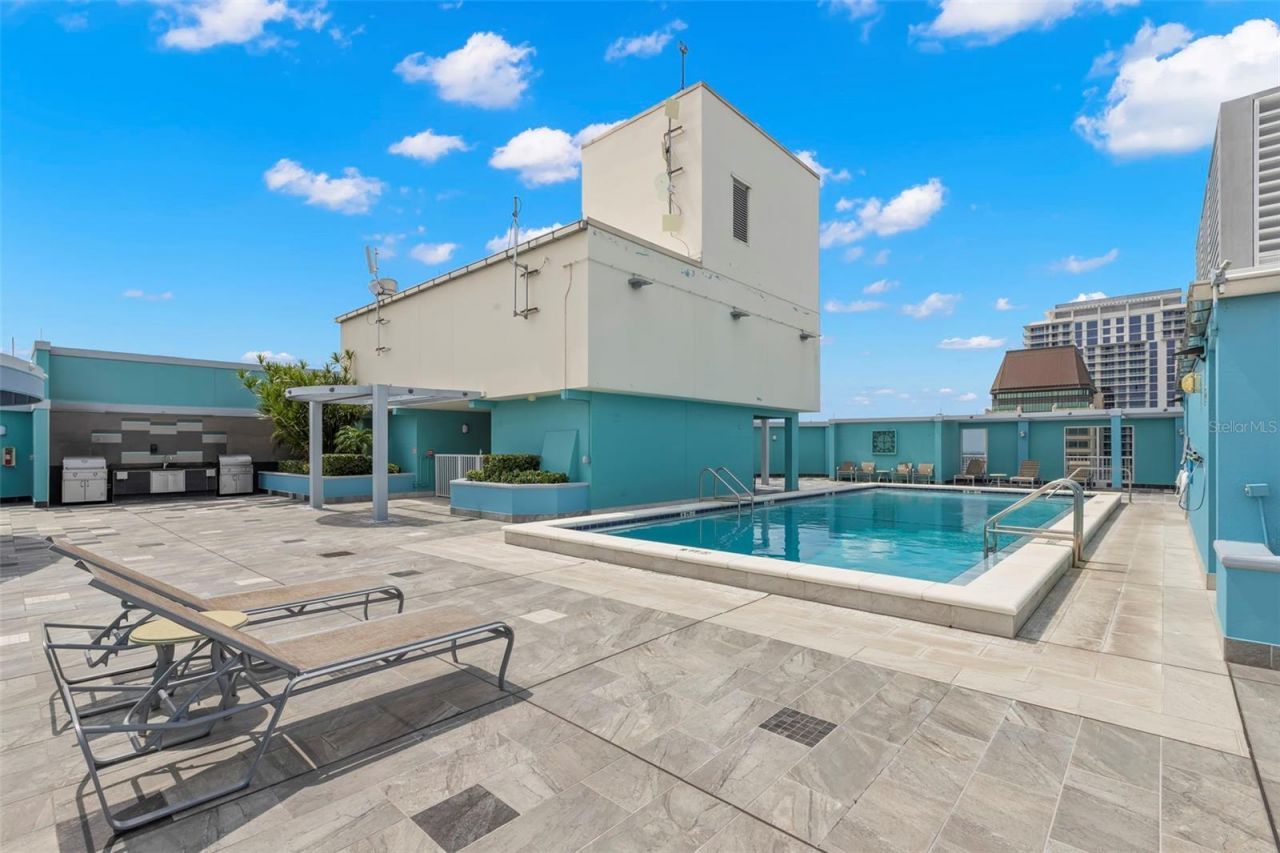 1 Beach Drive Se, Unit 2206, Saint Petersburg, FL 33701 Photo