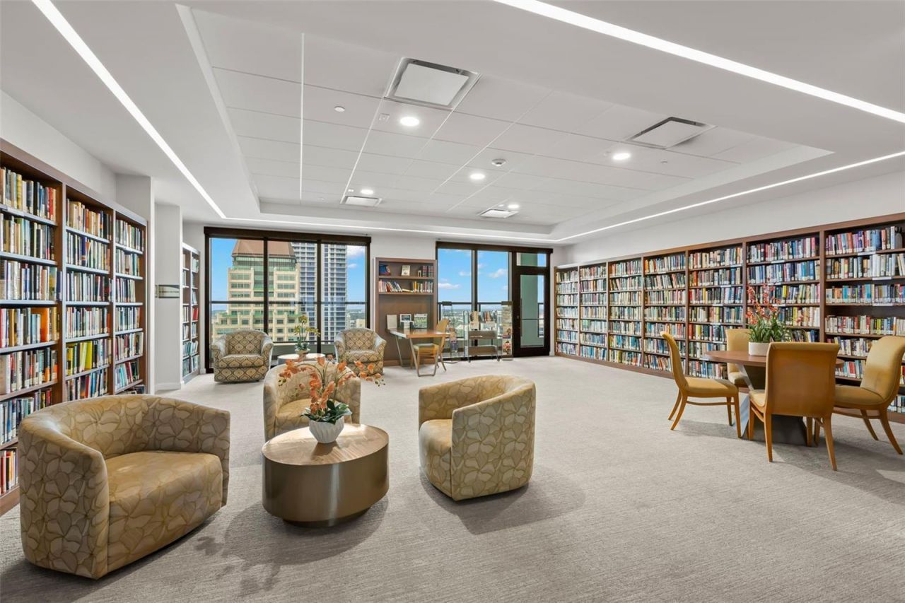 1 Beach Drive Se, Unit 2206, Saint Petersburg, FL 33701 Photo