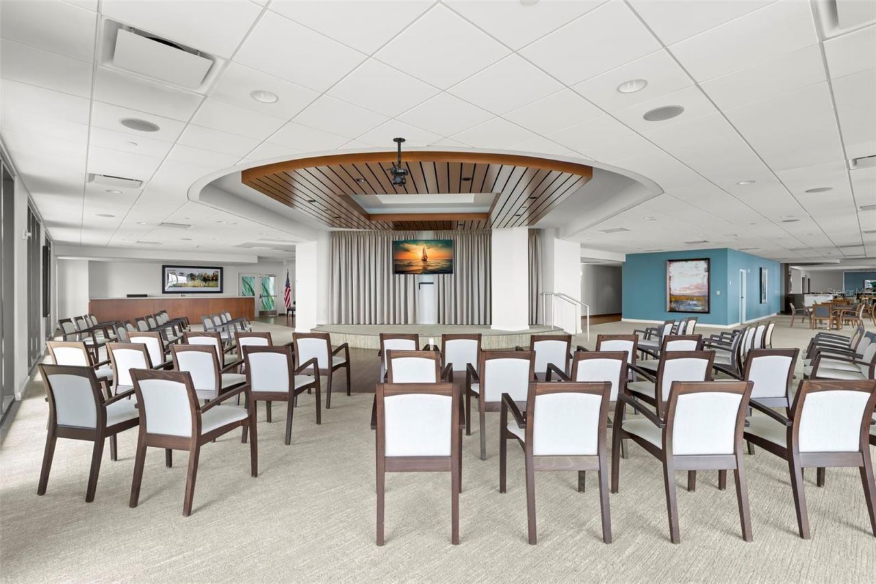 1 Beach Drive Se, Unit 2206, Saint Petersburg, FL 33701 Photo