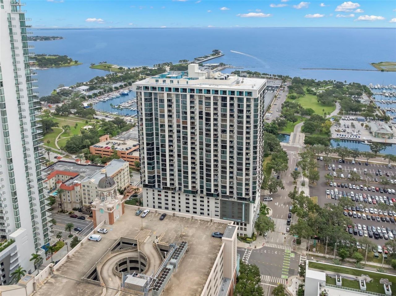 1 Beach Drive Se, Unit 2206, Saint Petersburg, FL 33701 Photo