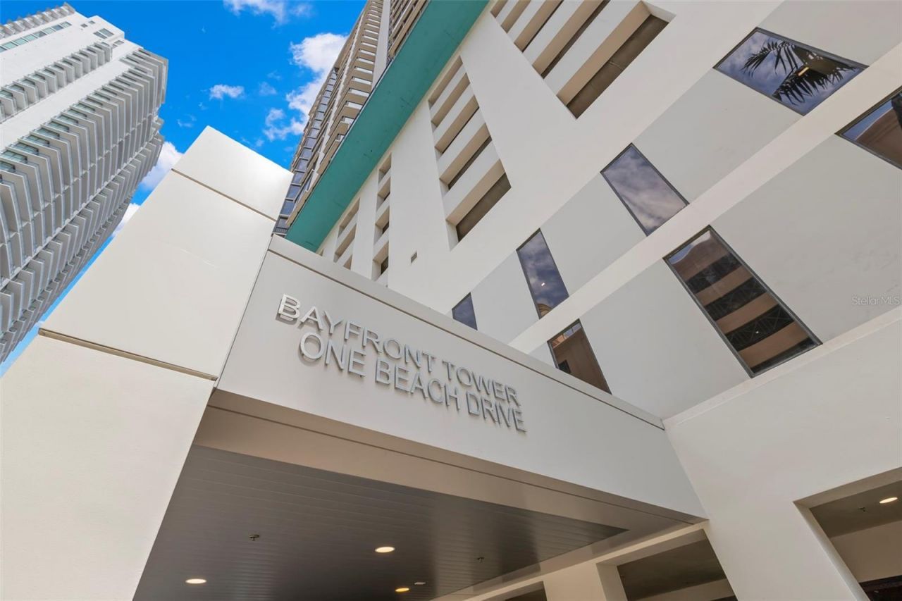 1 Beach Drive Se, Unit 2206, Saint Petersburg, FL 33701 Photo