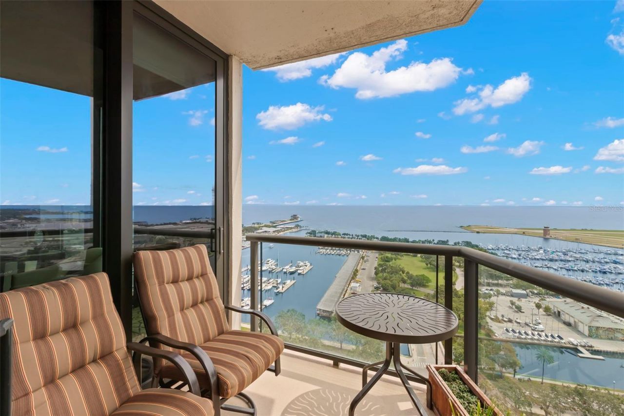 1 Beach Drive Se, Unit 2206, Saint Petersburg, FL 33701 Photo