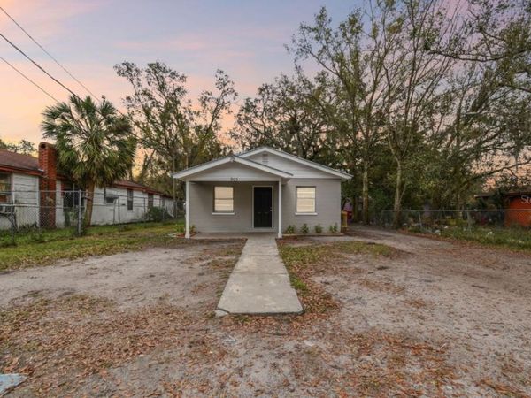 803 W WARREN STREET, PLANT CITY, FL 33563