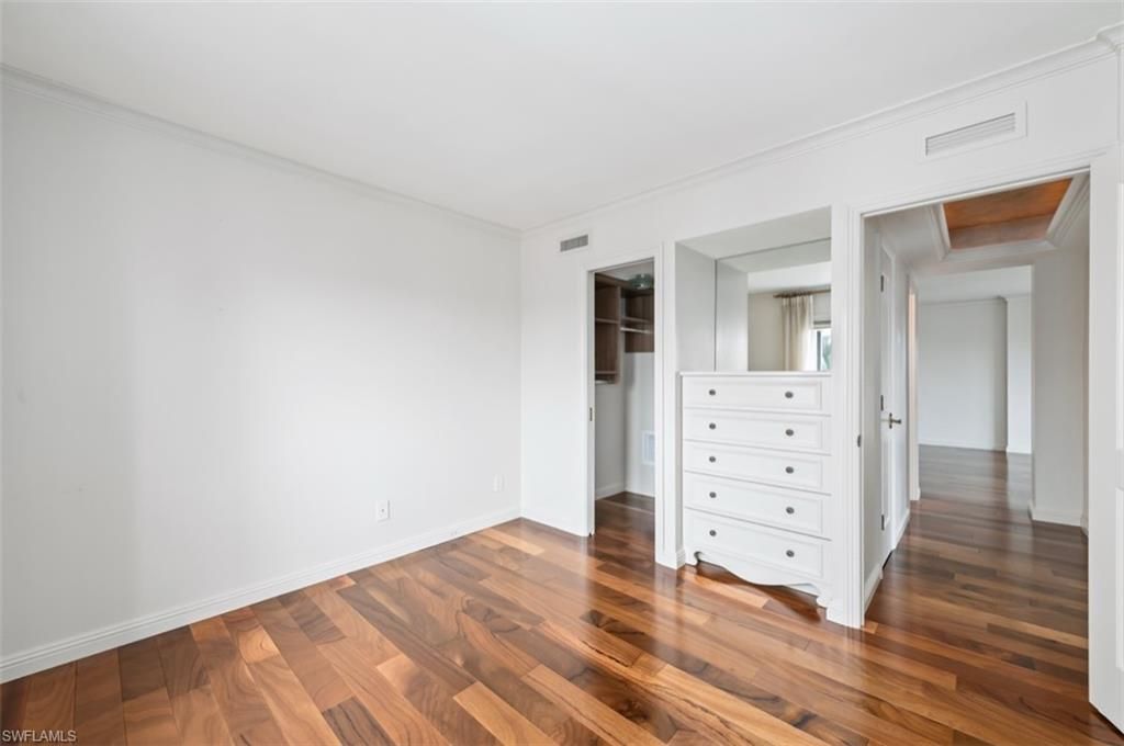 2170 Gulf Shore Blvd N, Unit 44E, Naples, FL 34102 Photo