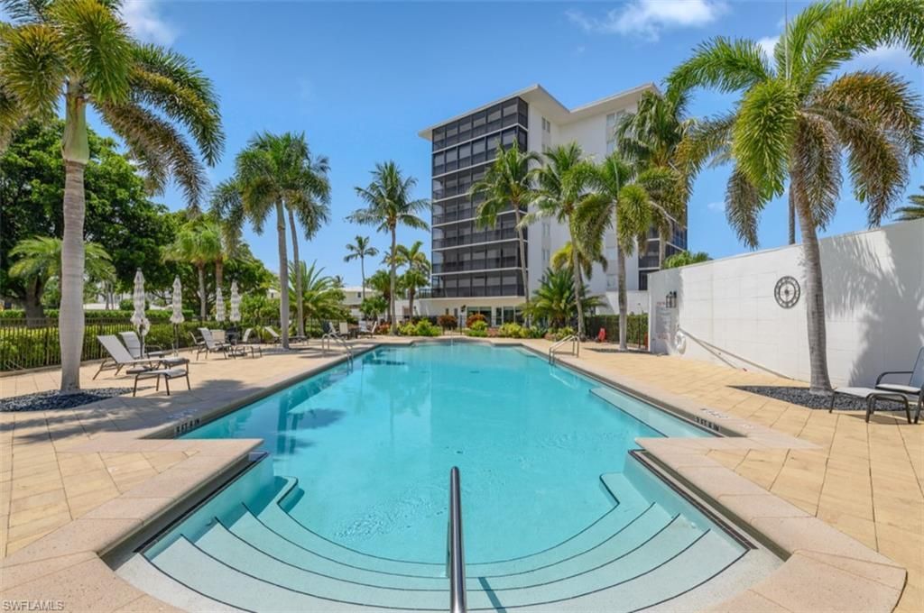 2170 Gulf Shore Blvd N, Unit 44E, Naples, FL 34102 Photo