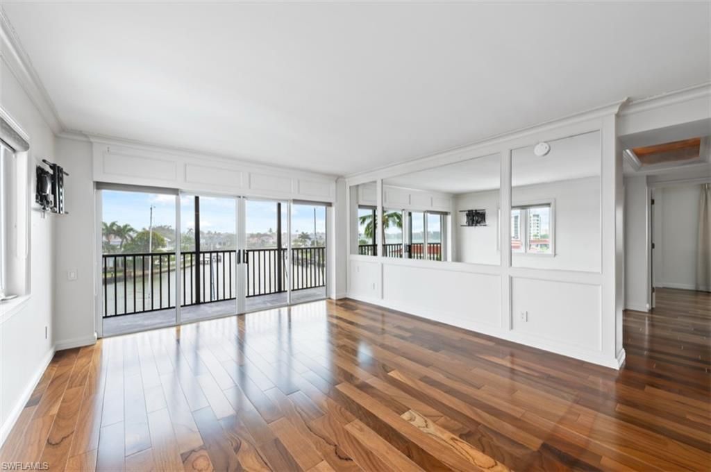 2170 Gulf Shore Blvd N, Unit 44E, Naples, FL 34102 Photo