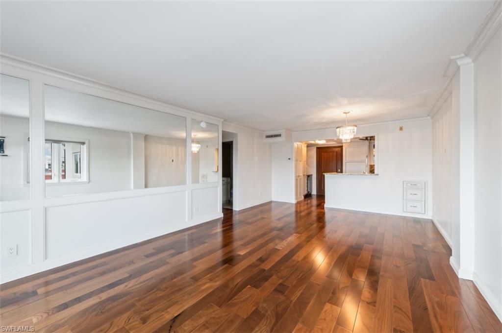 2170 Gulf Shore Blvd N, Unit 44E, Naples, FL 34102 Photo