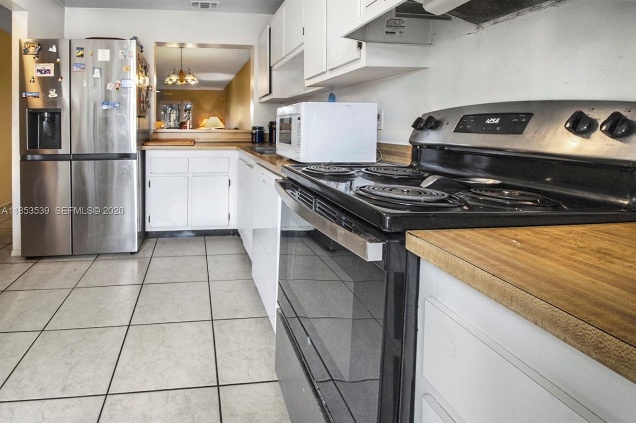 9351 NW 14th Ct, Unit 247, Pembroke Pines, FL 33024 Photo