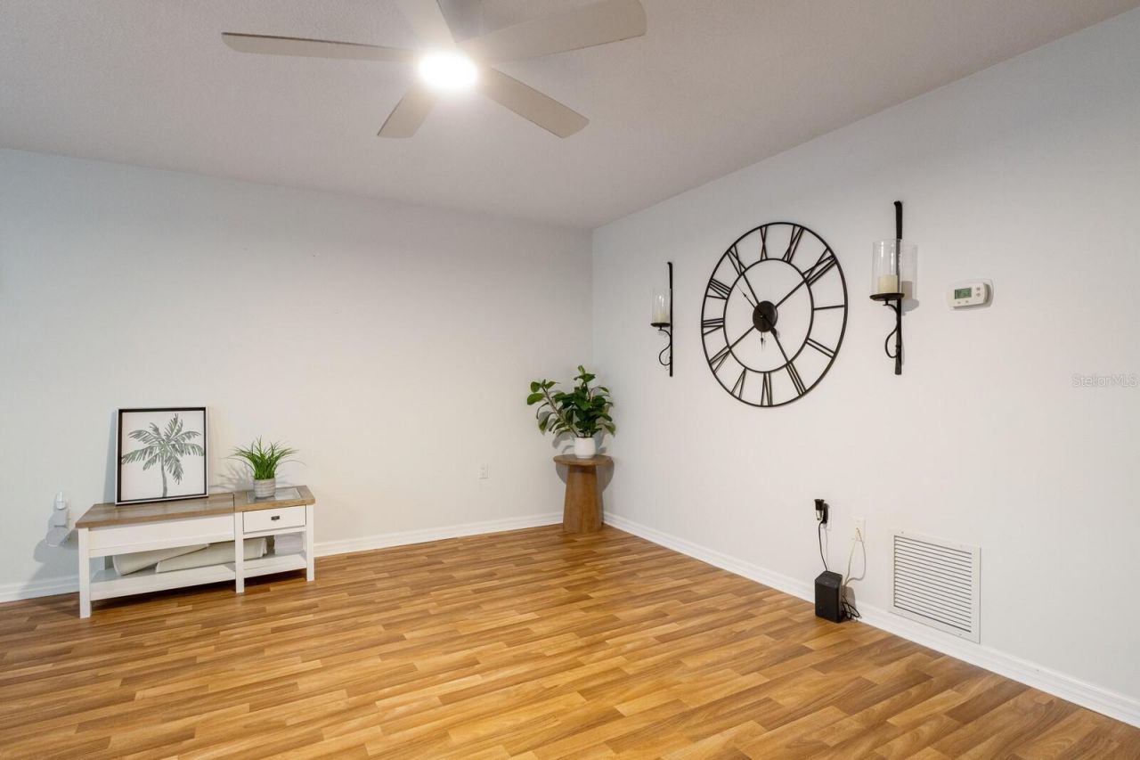 4444 Swift Road, Unit 4, Sarasota, FL 34231 Photo