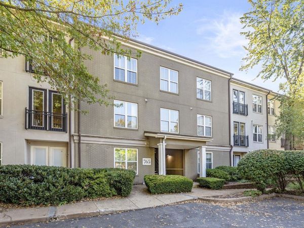 765 WALKER SQ, Unit 4B, Charlottesville, VA 22903
