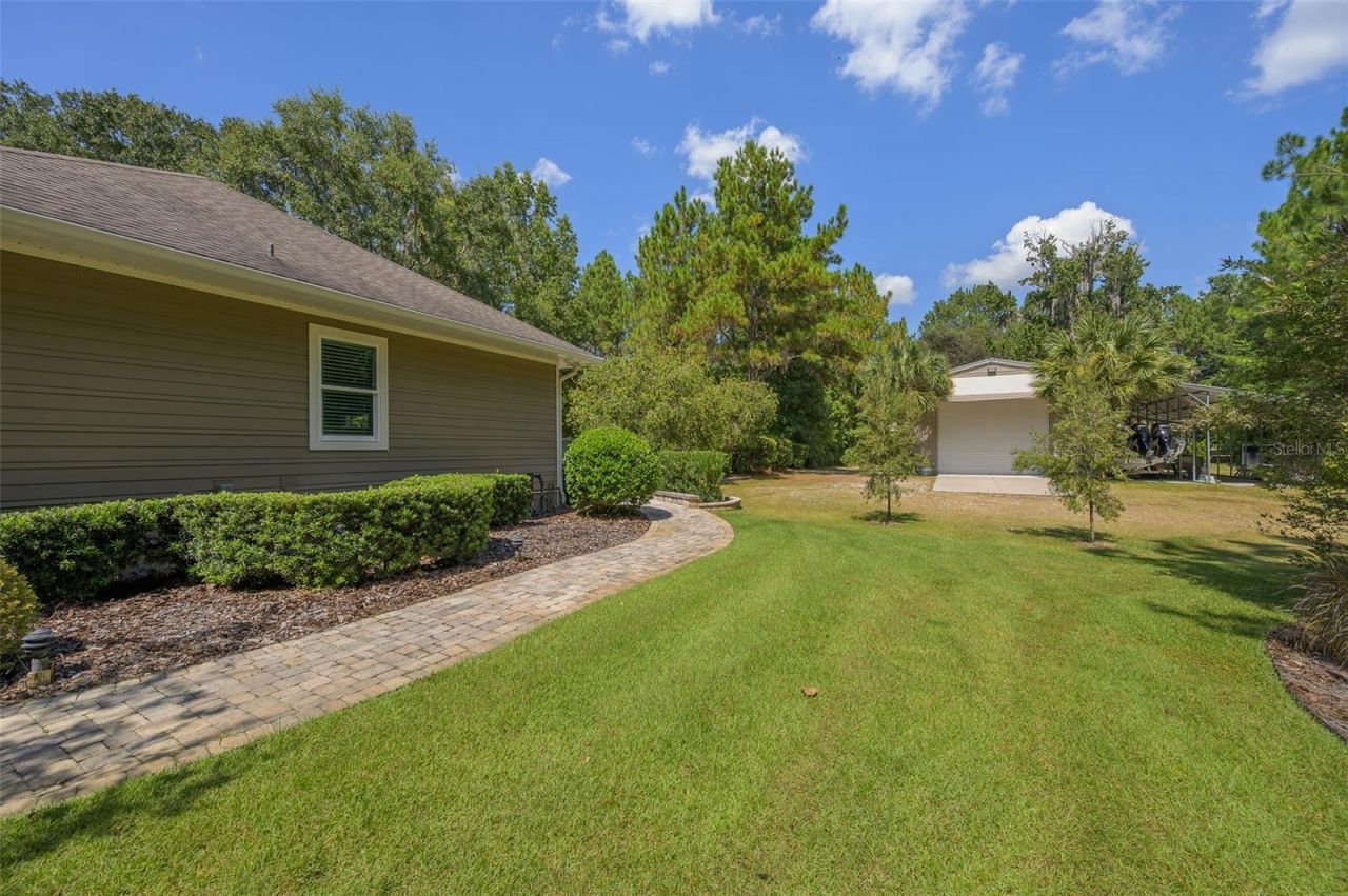 10117 NW 132 Drive, Alachua, FL 32615 Photo