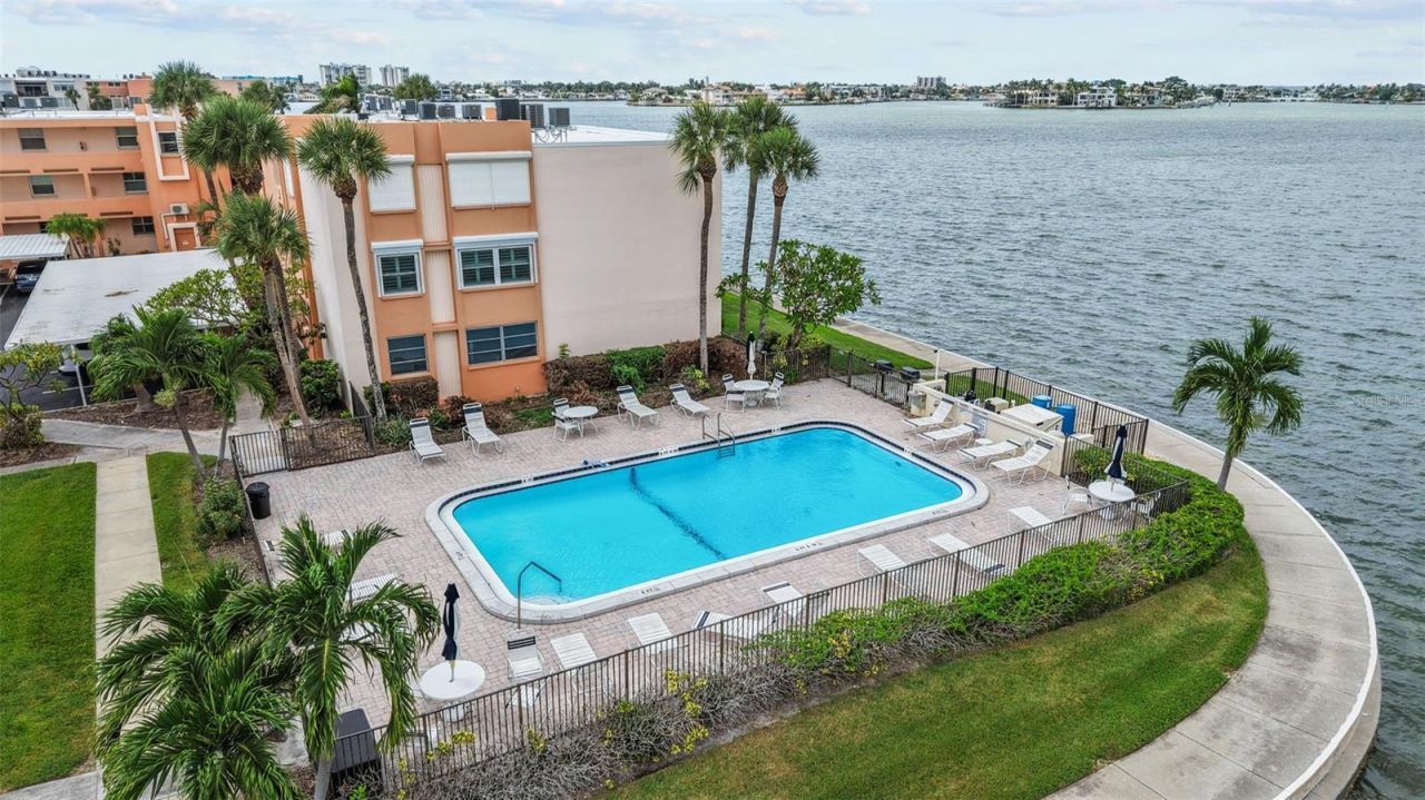 7400 Sun Island Drive S, Unit 412, South Pasadena, FL 33707 Photo