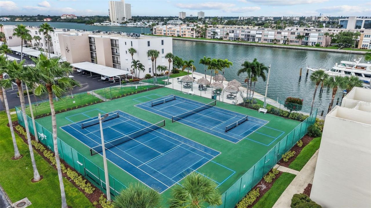 7400 Sun Island Drive S, Unit 412, South Pasadena, FL 33707 Photo