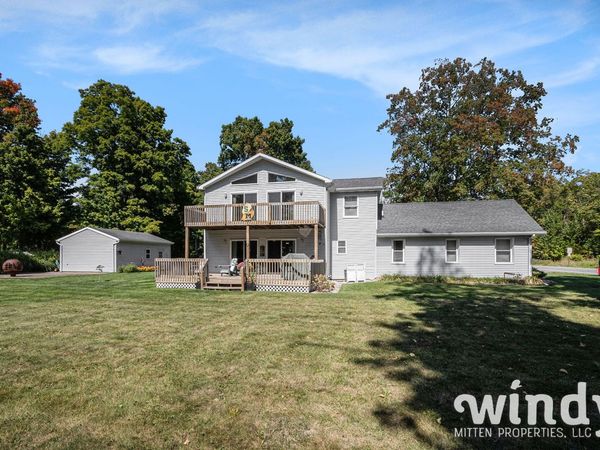 6206 Paw Paw Lake Road, Coloma, MI 49038