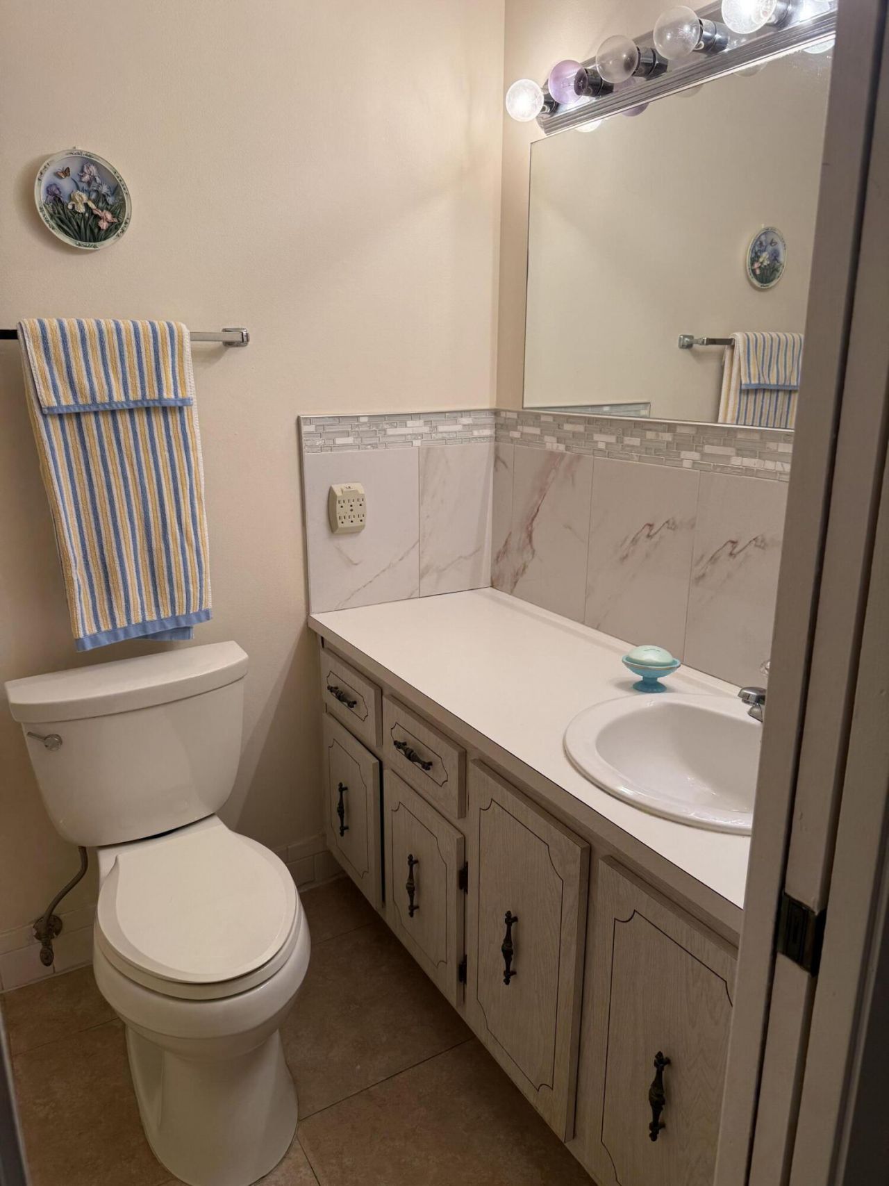 4515 NW 3rd Street, Unit A, Delray Beach, FL 33445 Photo