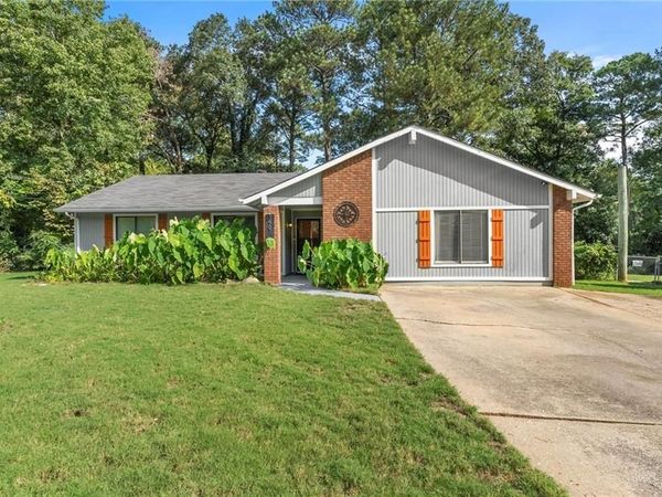 1467 Diplomat Drive, Riverdale, GA 30296