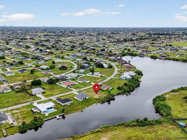 2616 NW 4th Place, Cape Coral, FL 33993