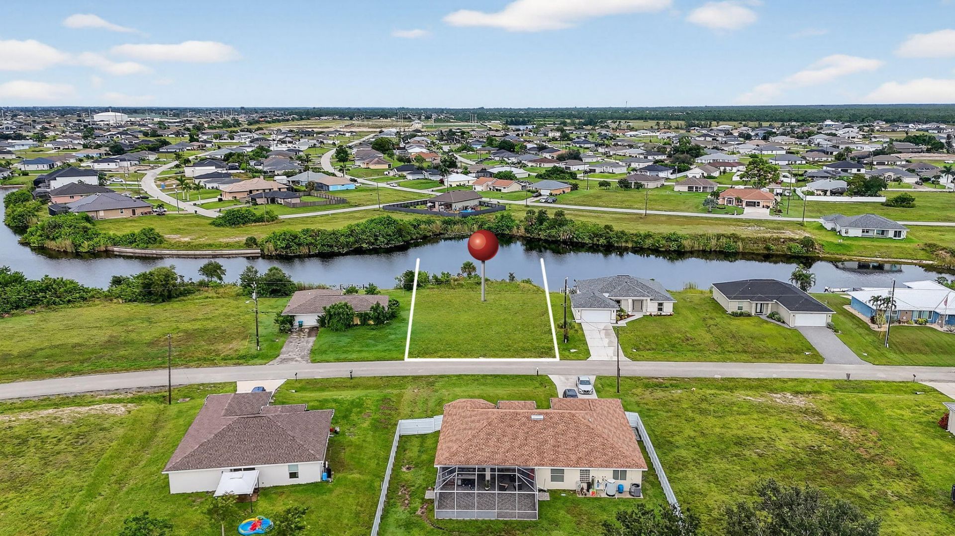 2616 NW 4th Place, Cape Coral, FL 33993 Photo