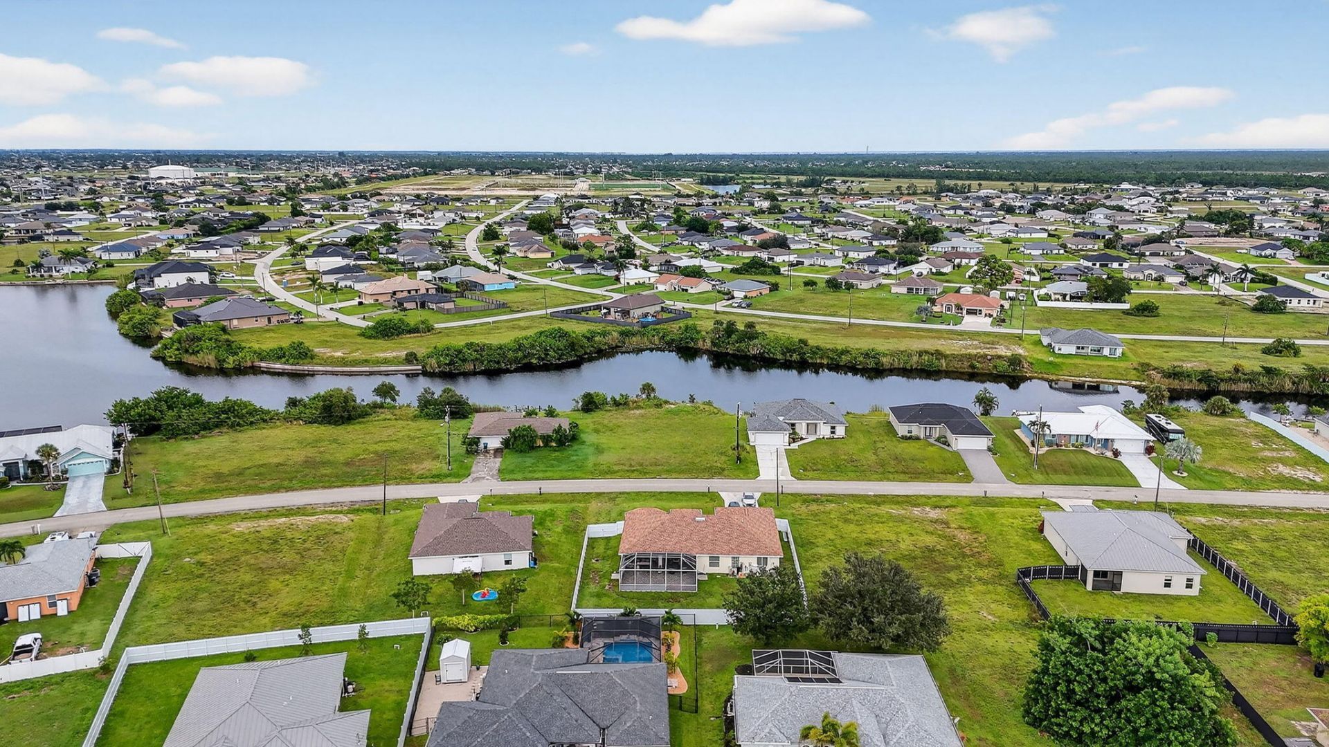 2616 NW 4th Place, Cape Coral, FL 33993 Photo