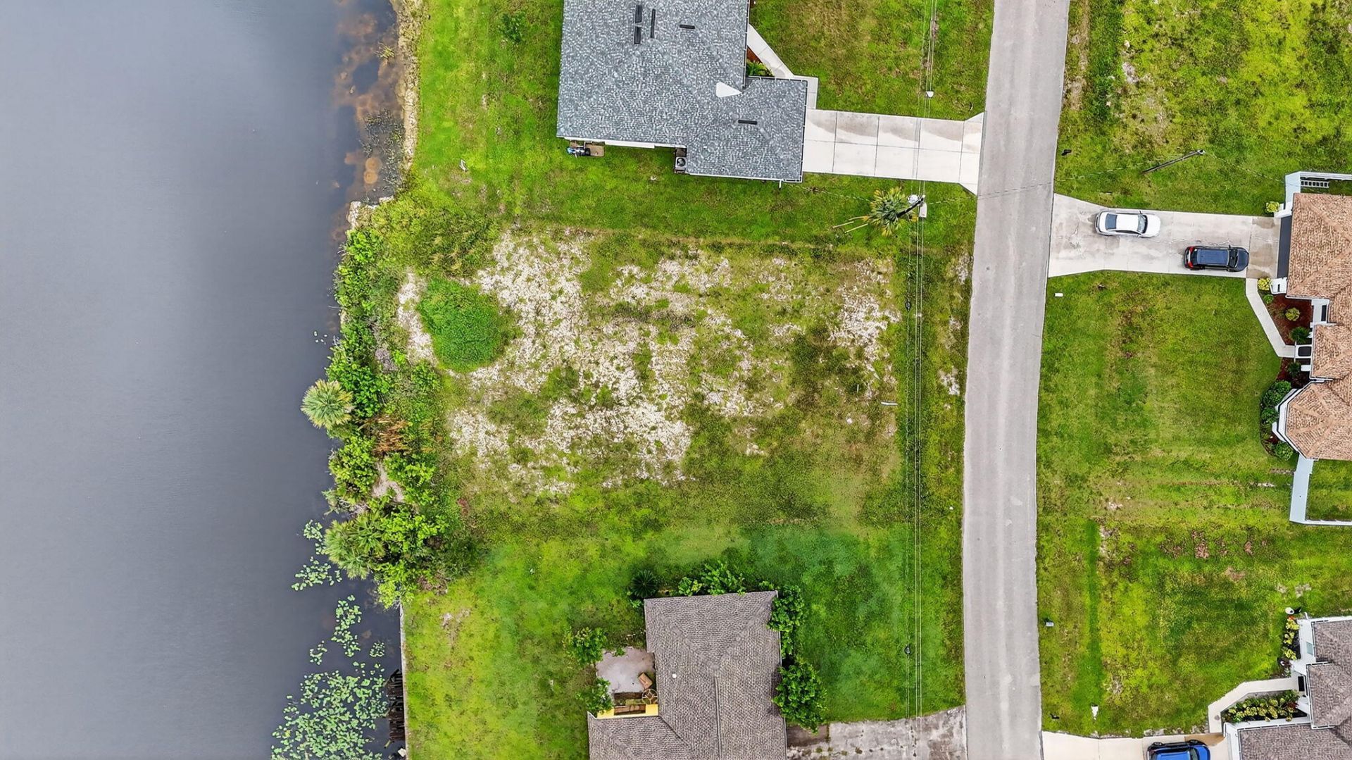 2616 NW 4th Place, Cape Coral, FL 33993 Photo