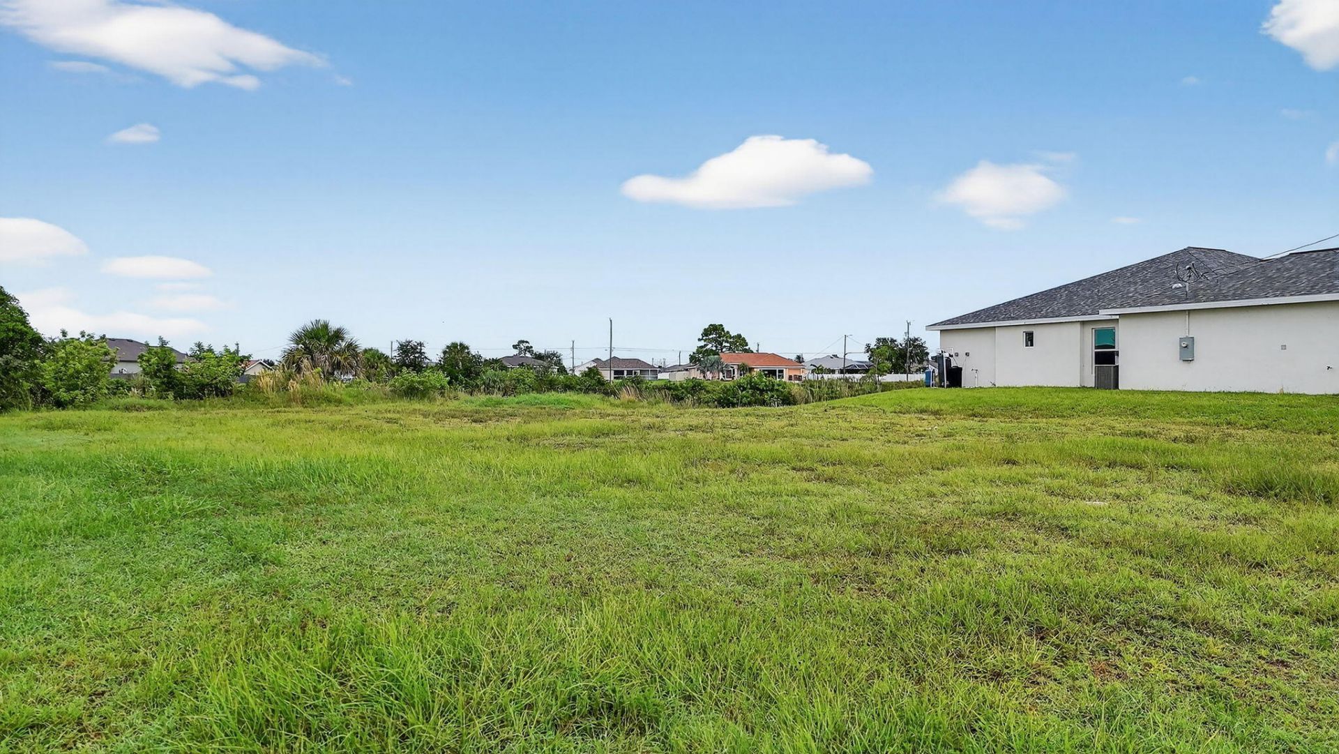 2616 NW 4th Place, Cape Coral, FL 33993 Photo