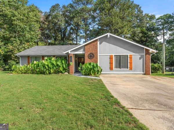 1467 Diplomat Drive, Riverdale, GA 30296