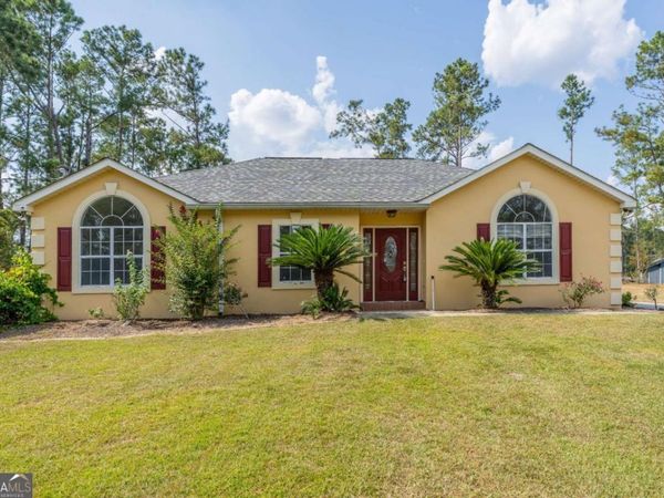 301 Ridge Lane, Douglas, GA 31533