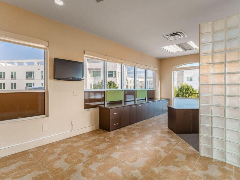 9039 Antares Avenue, Unit Penthouse, Columbus, OH 43240 Photo 6