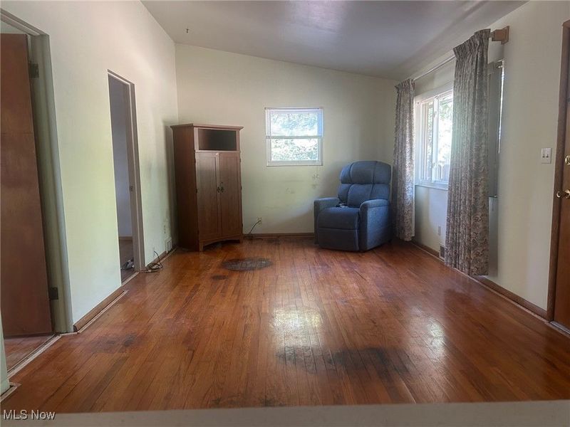 61 Leicester Drive, Akron, OH 44319 Photo 12