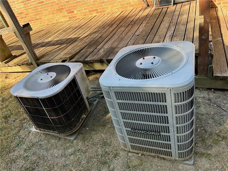 61 Leicester Drive, Akron, OH 44319 Photo 33