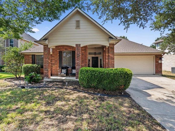 903 Cabriole DR, Pflugerville, TX 78660