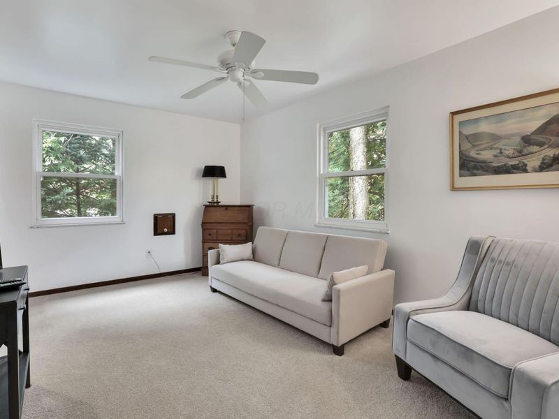 1558 Denbigh Drive, Columbus, OH 43220 Photo 30