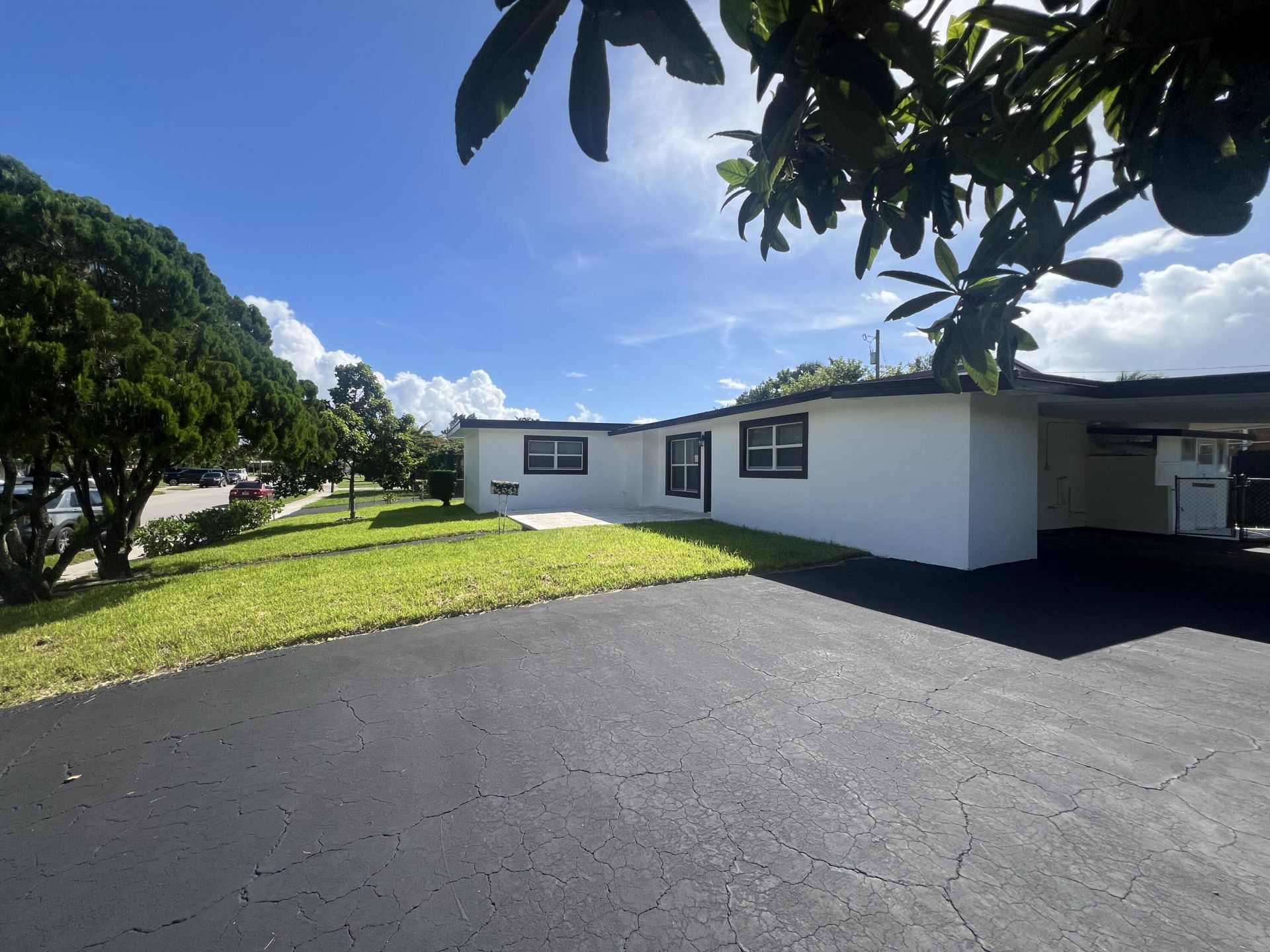 1319 Crest Drive, Lake Worth Beach, FL 33461 Photo