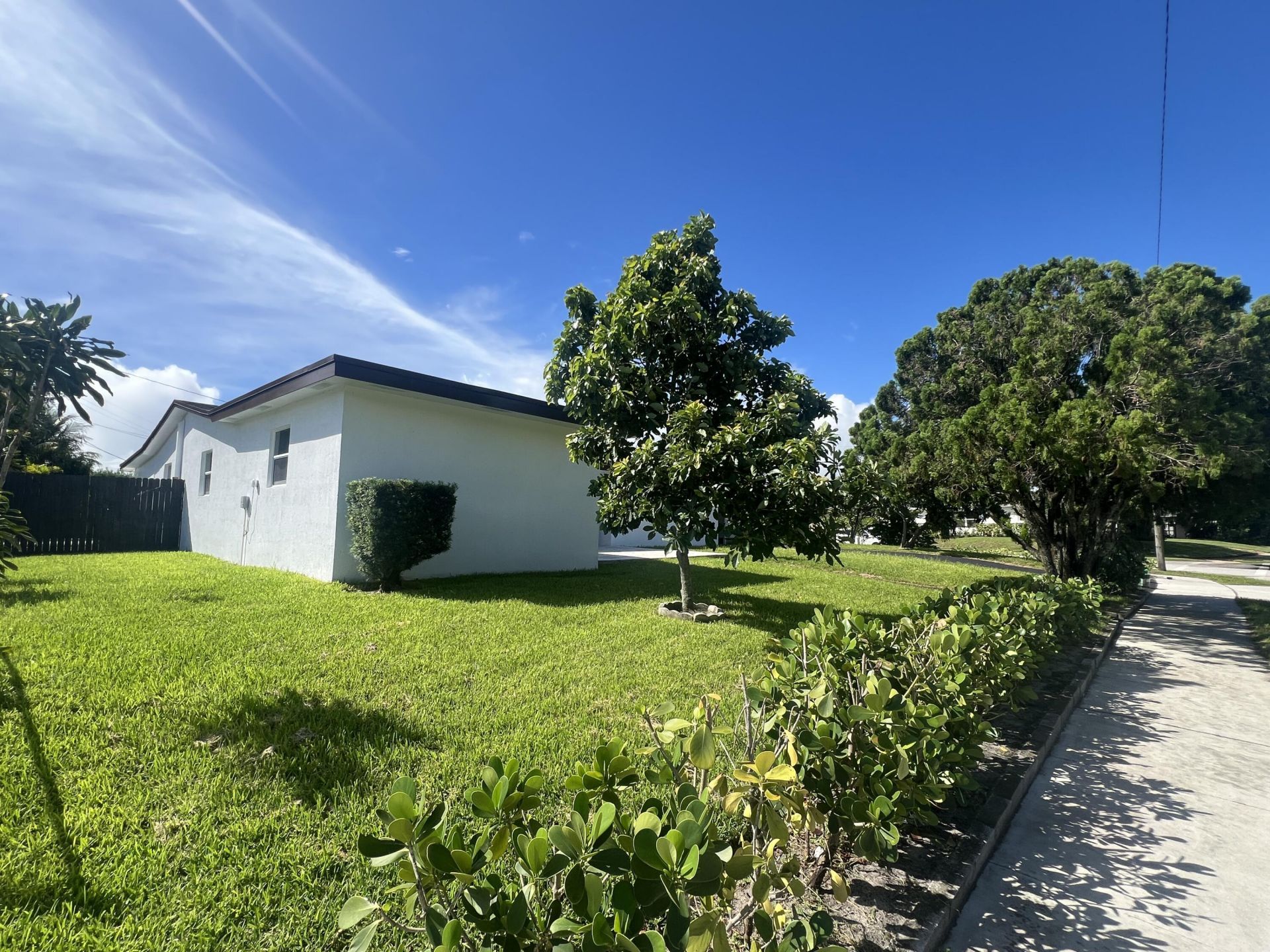 1319 Crest Drive, Lake Worth Beach, FL 33461 Photo